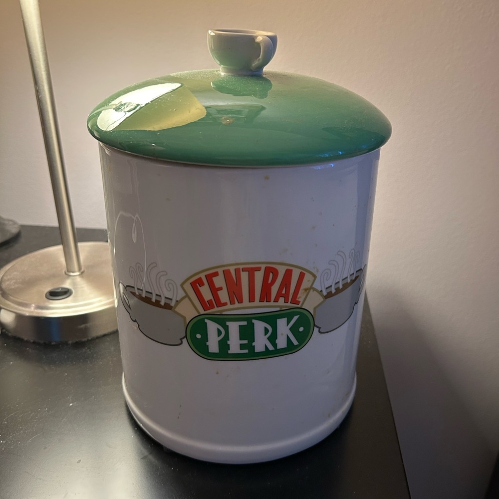 CENTRAL PERK FRIENDS cookie jar